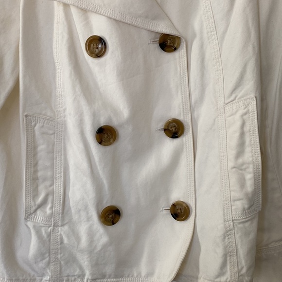 Gently Used Women’s Gap Jacket - Picture 3 of 5